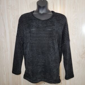 1.4.3. Story by Line Up Black Fuzzy Sweater Sz XL